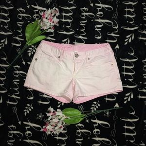 Baby pink shorts 💓